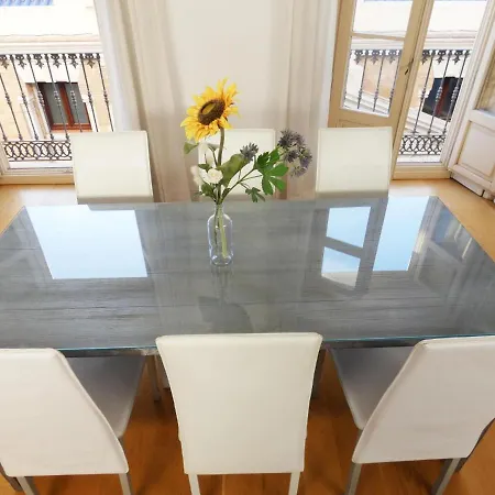 Apartman Echegaray Premium Cathedral 2